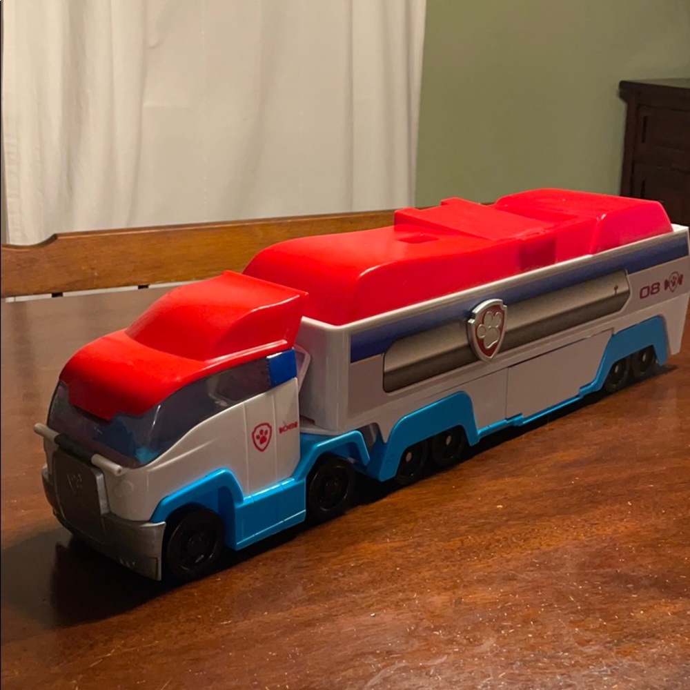 Paw patrol patroller bus